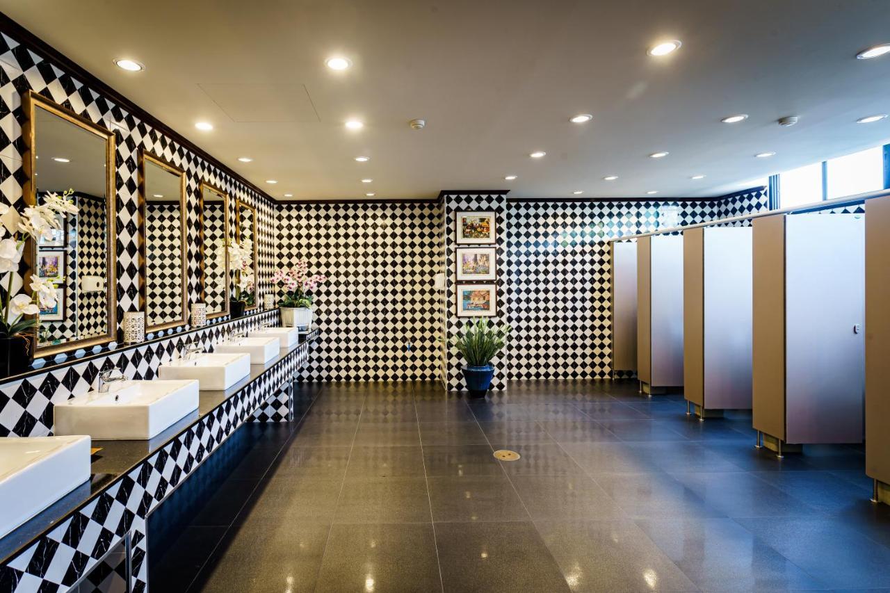 Lux Boutique Hotel Nonthaburi Eksteriør bilde